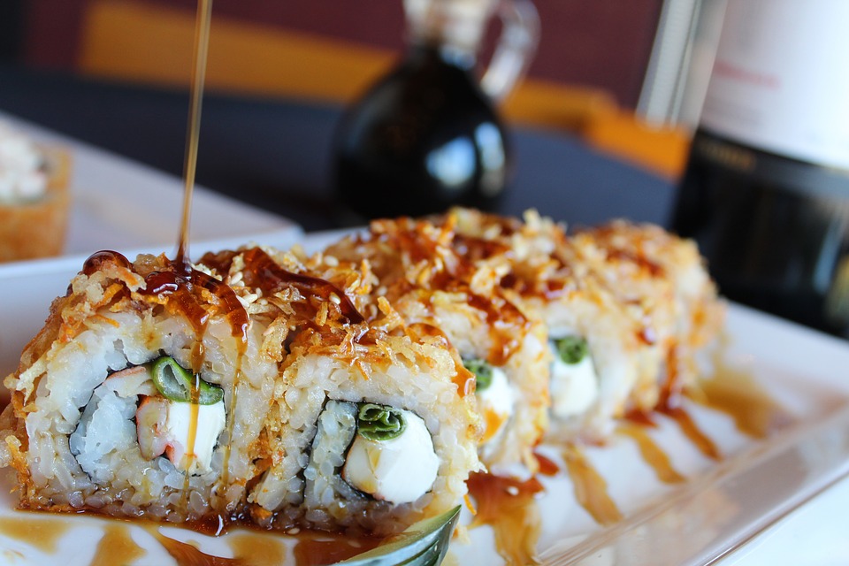 Jak se dostalo sushi z Japonska až do Ameriky
